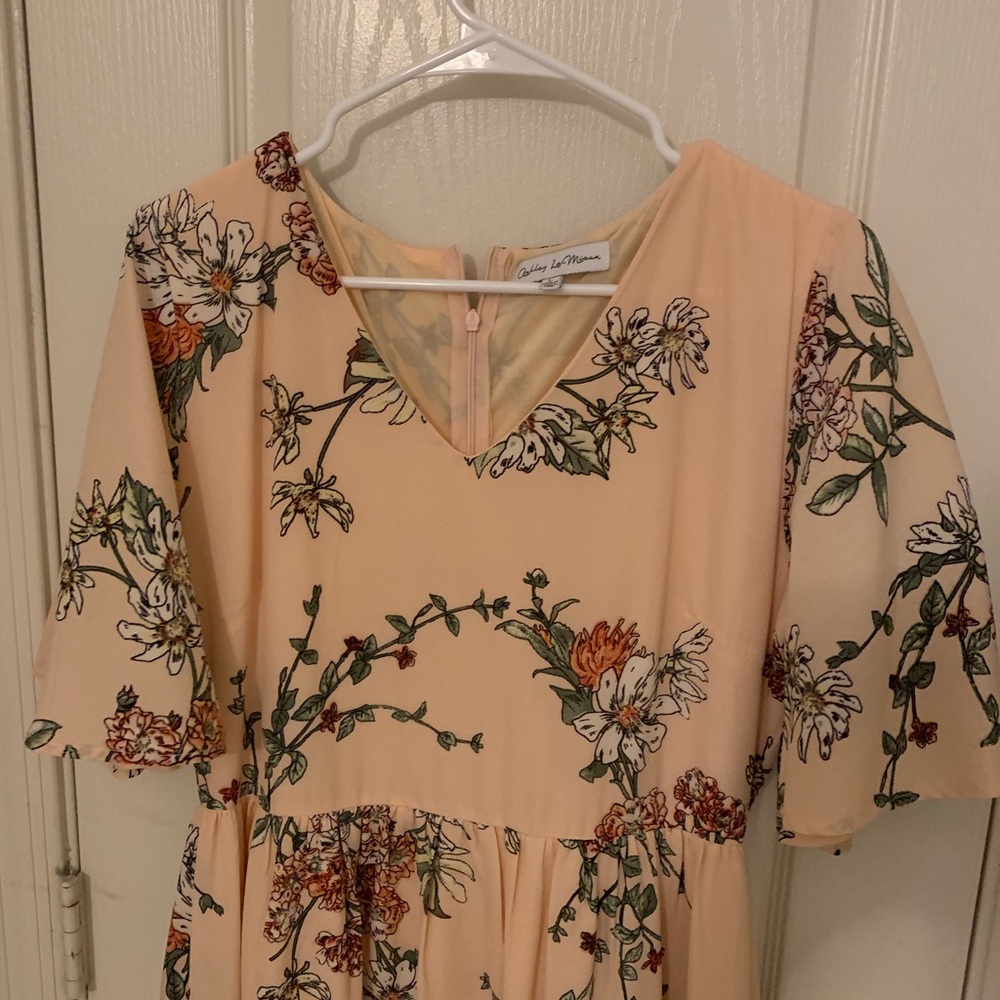 Dusty Pink Floral Maxi Dress - Picture 4 of 4